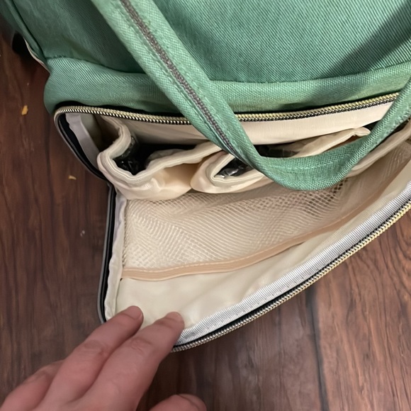 Diaper bag - Picture 2 of 3